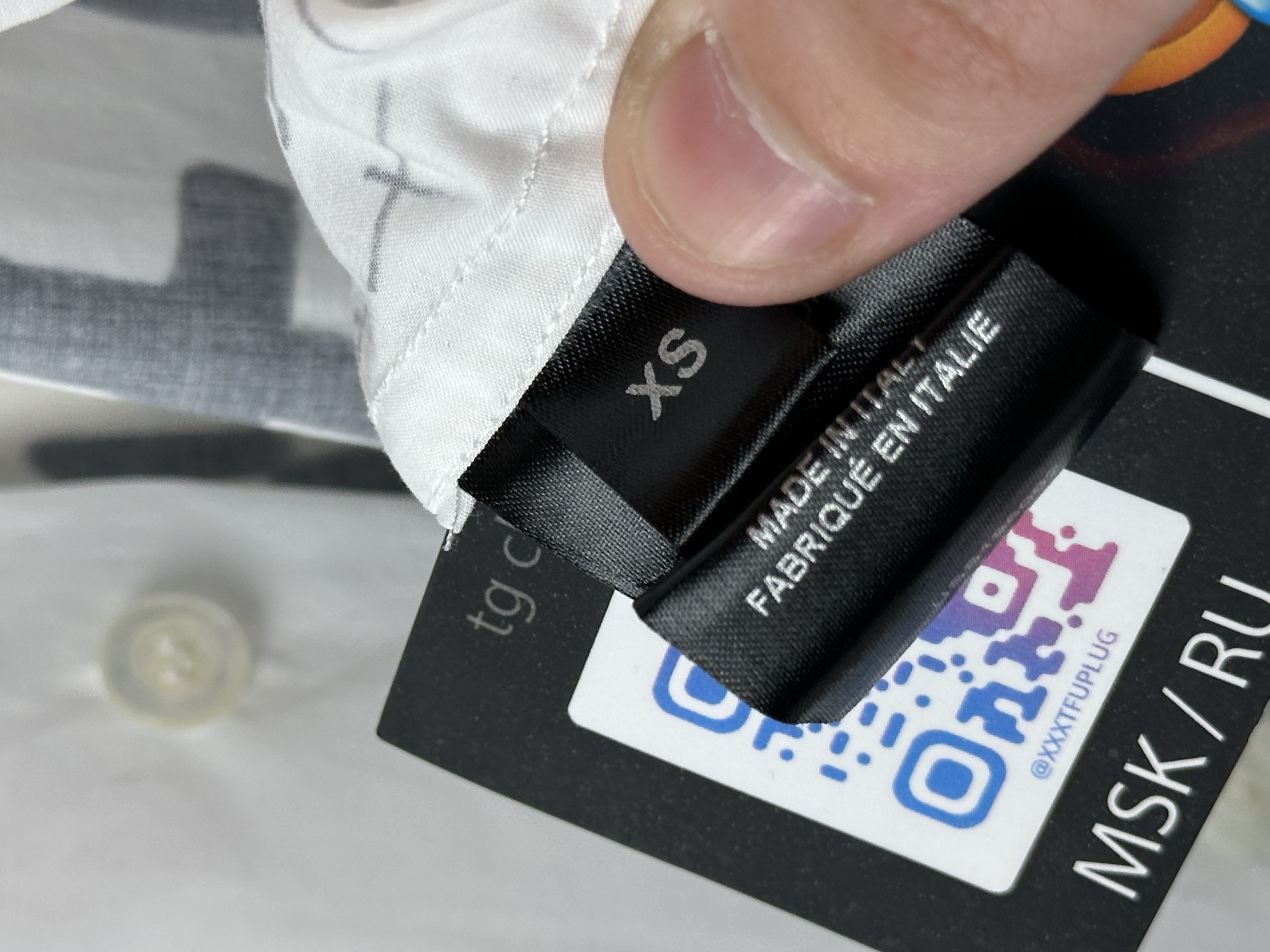 Vetements Tansatsmeli Happy Birthday