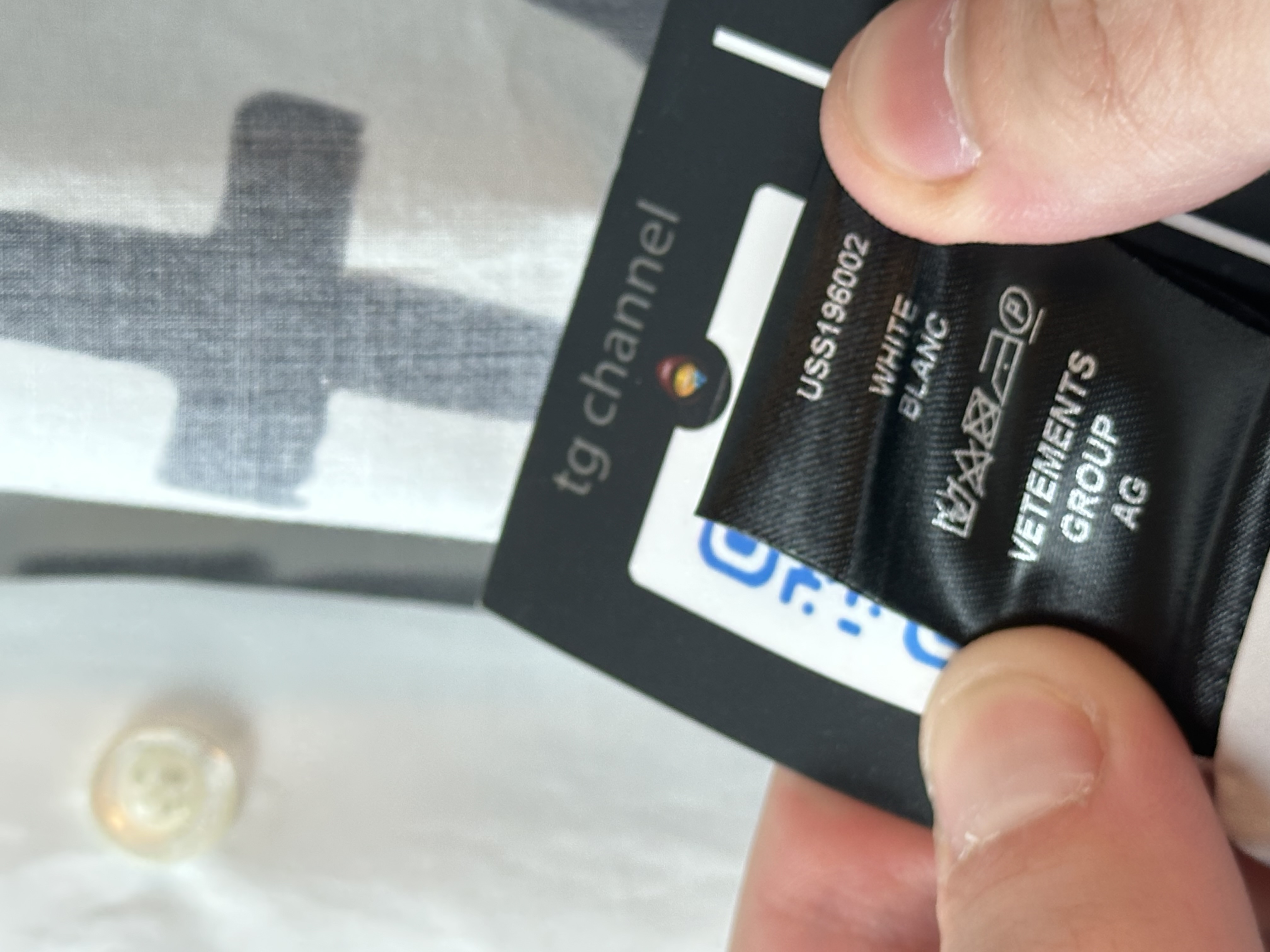 Vetements Tansatsmeli Happy Birthday